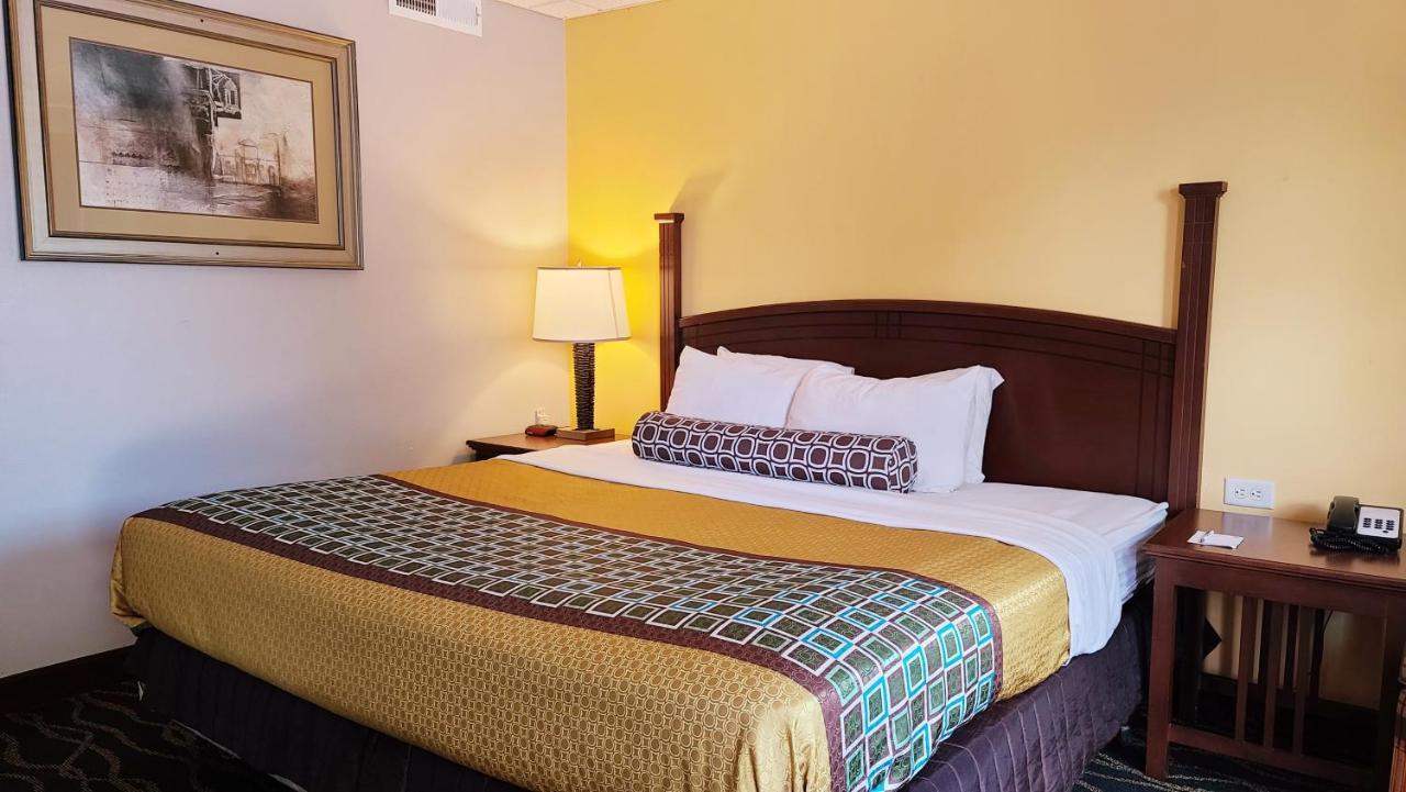 Standard King Room