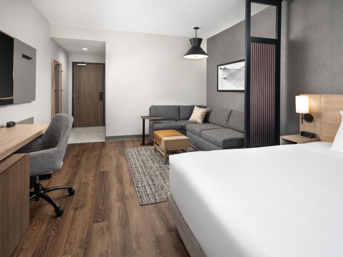 King Room with Sofa Bed - High Floor