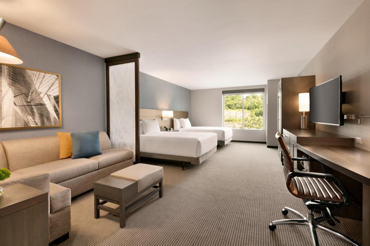 Queen Room with Two Queen Beds and Sofa Bed