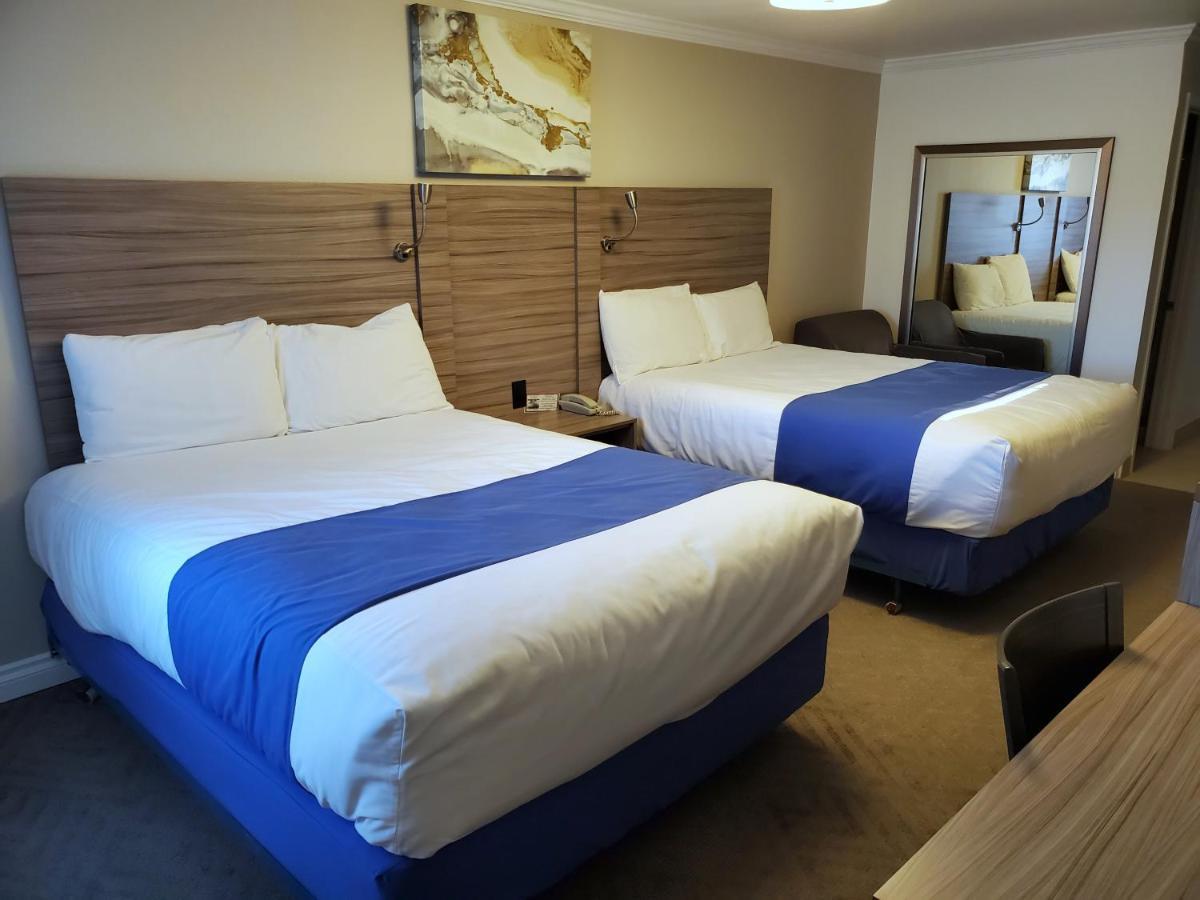 Standard Queen Room with Two Queen Beds