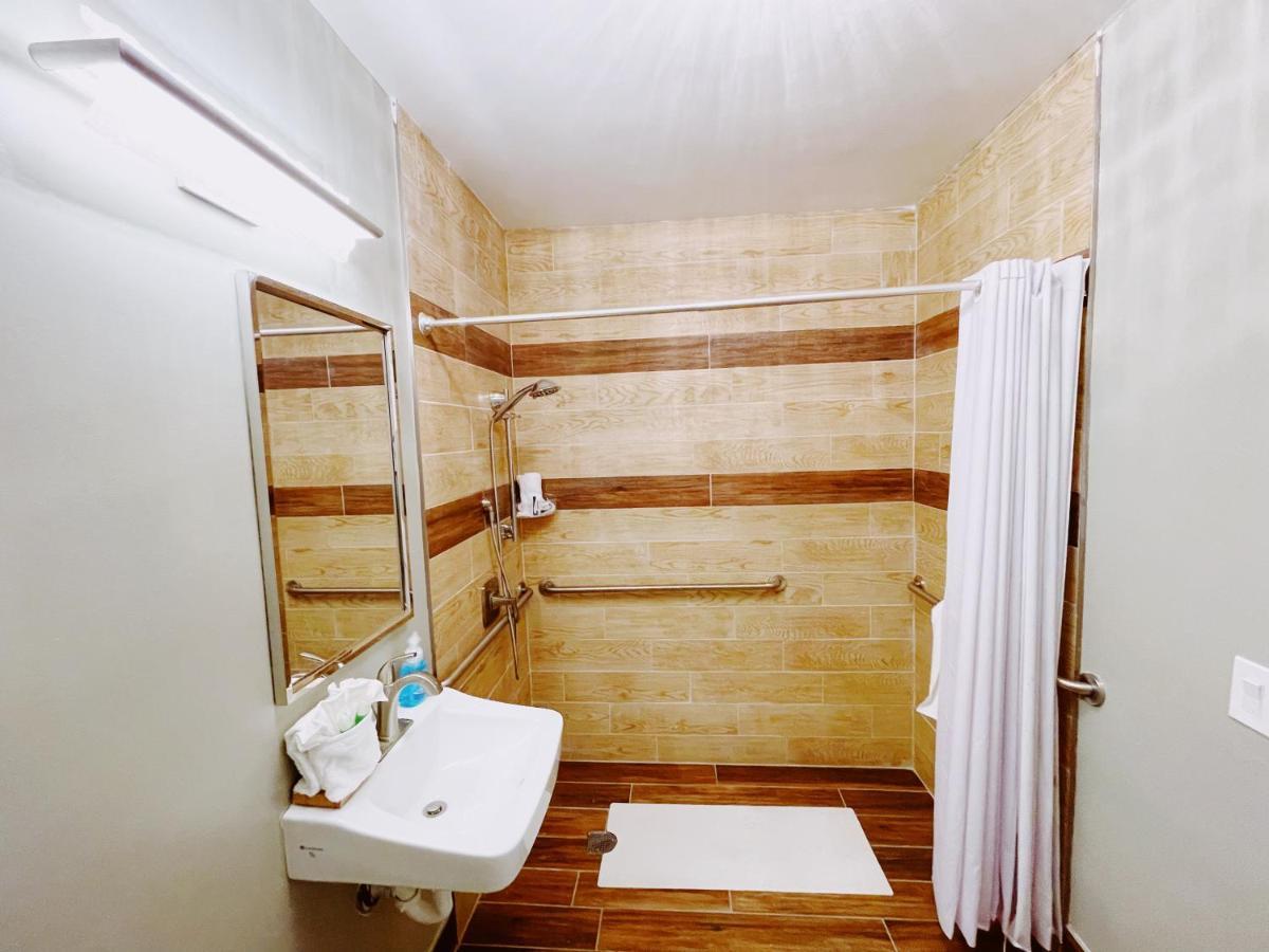 Double Room - Disability Access