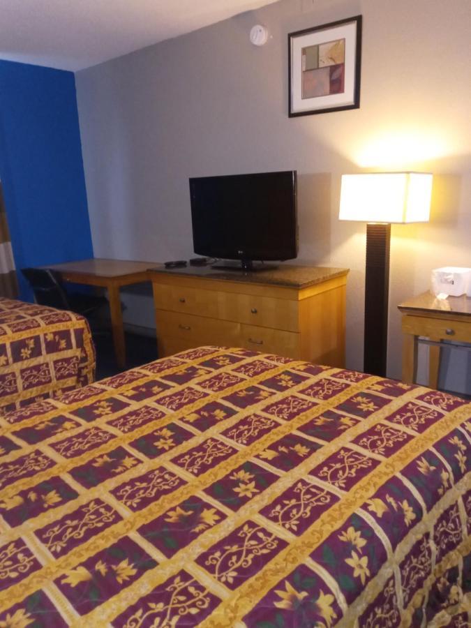 Double Room with Two Double Beds - Non-Smoking