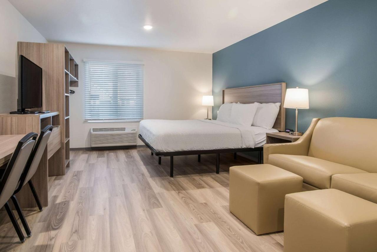 Standard King Room with Sofa Bed - Non Smoking