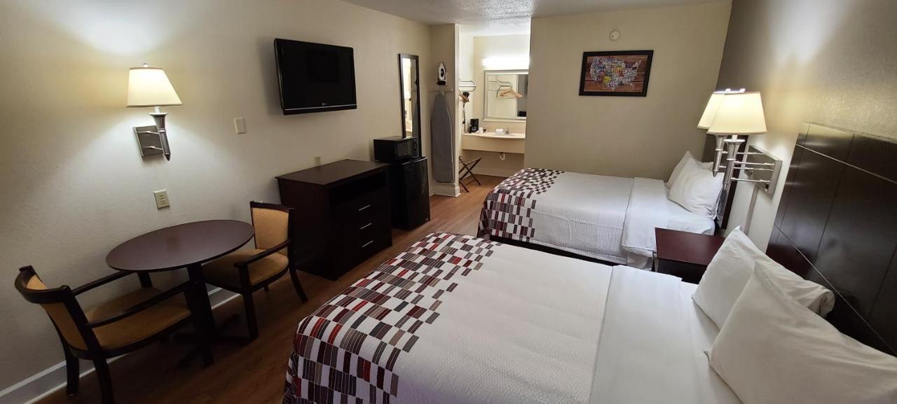 Deluxe Room with Two Double Beds Non-Smoking