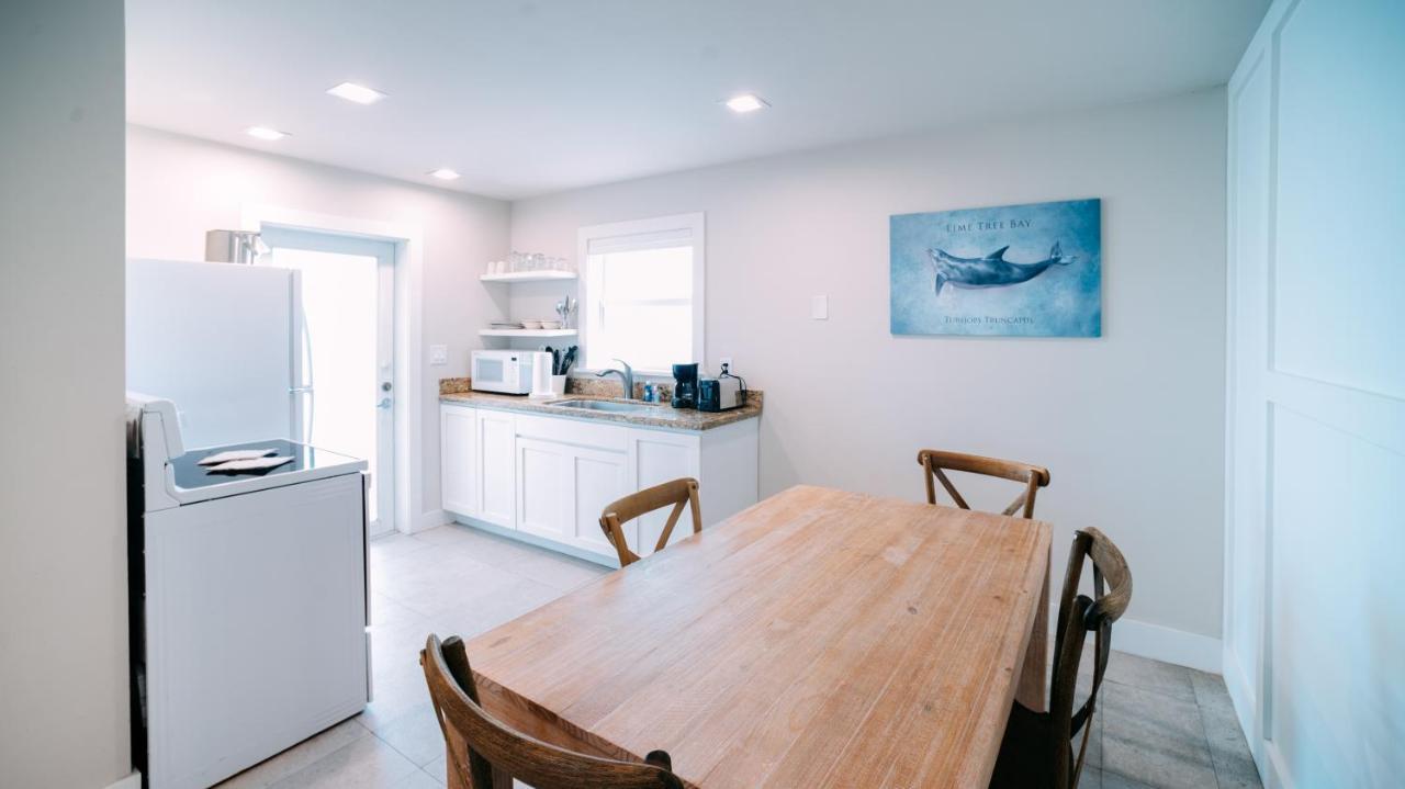 Suite mit 1 Schlafzimmer und Kanalblick (abseits der Hauptunterkunft)