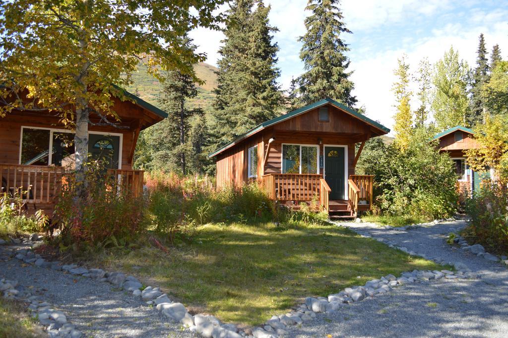 Deluxe Double Queen Cottage