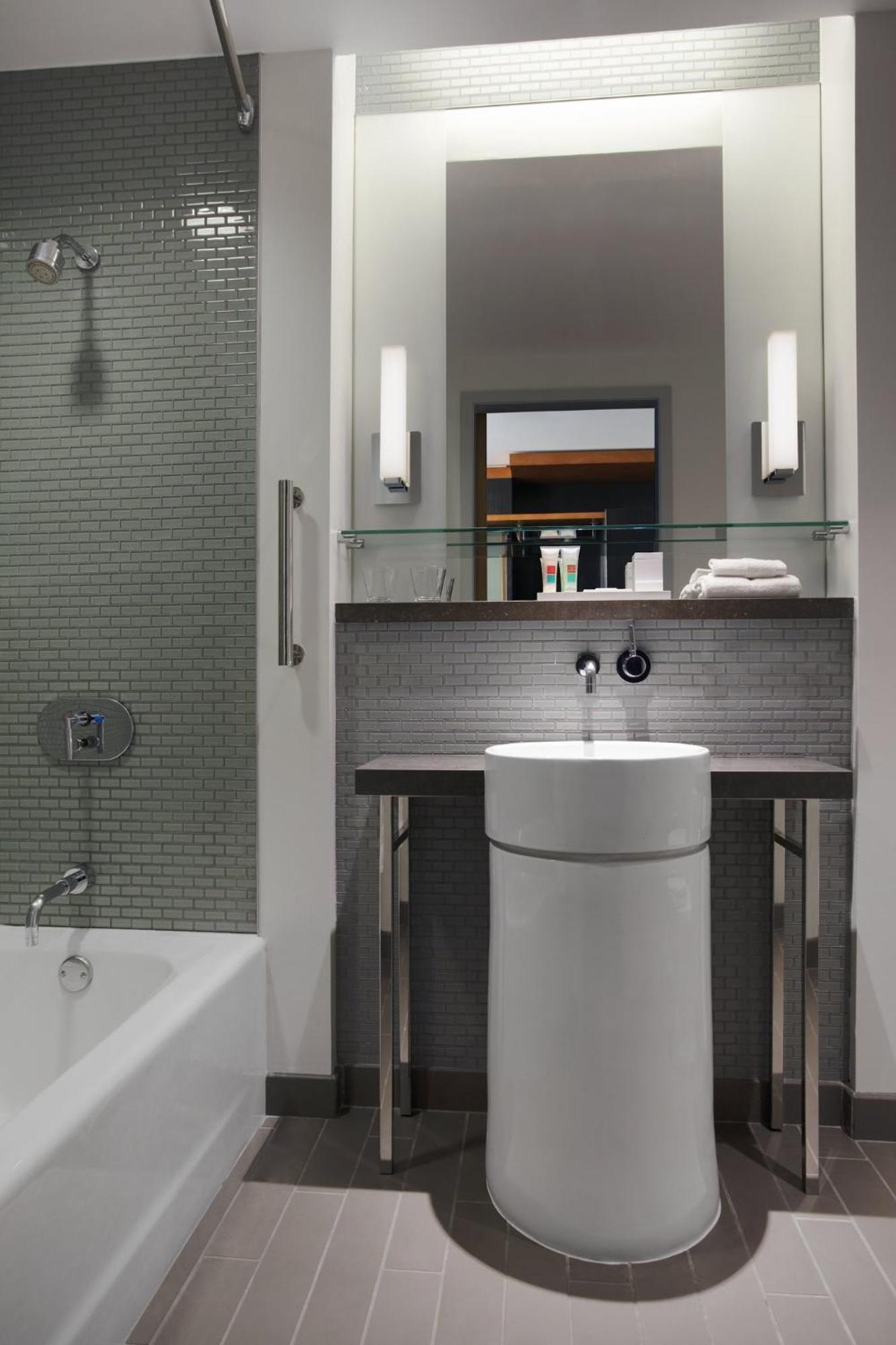 Deluxe Double Room with Two Double Beds