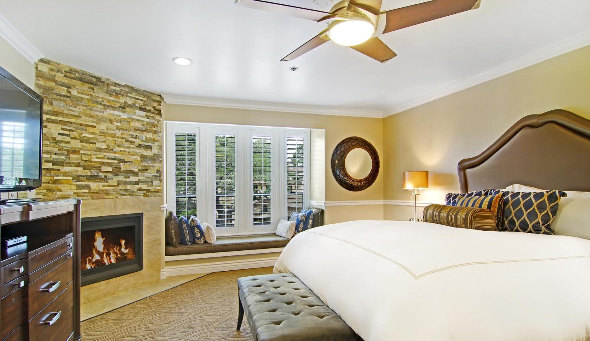 King Room,264477173:JPEG