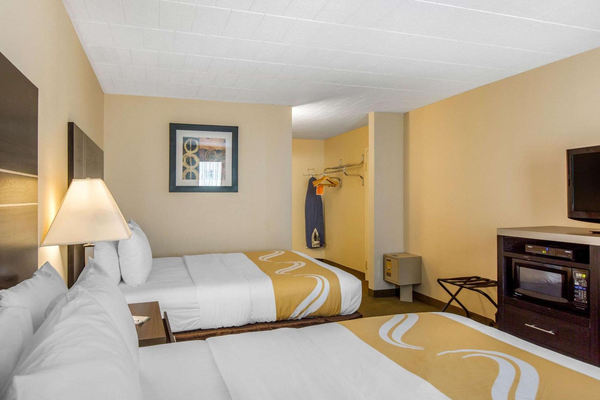 Standard Queen Room with Two Queen Beds - Non-Smoking