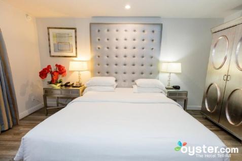 Executive Suite,1725772771:JPEG