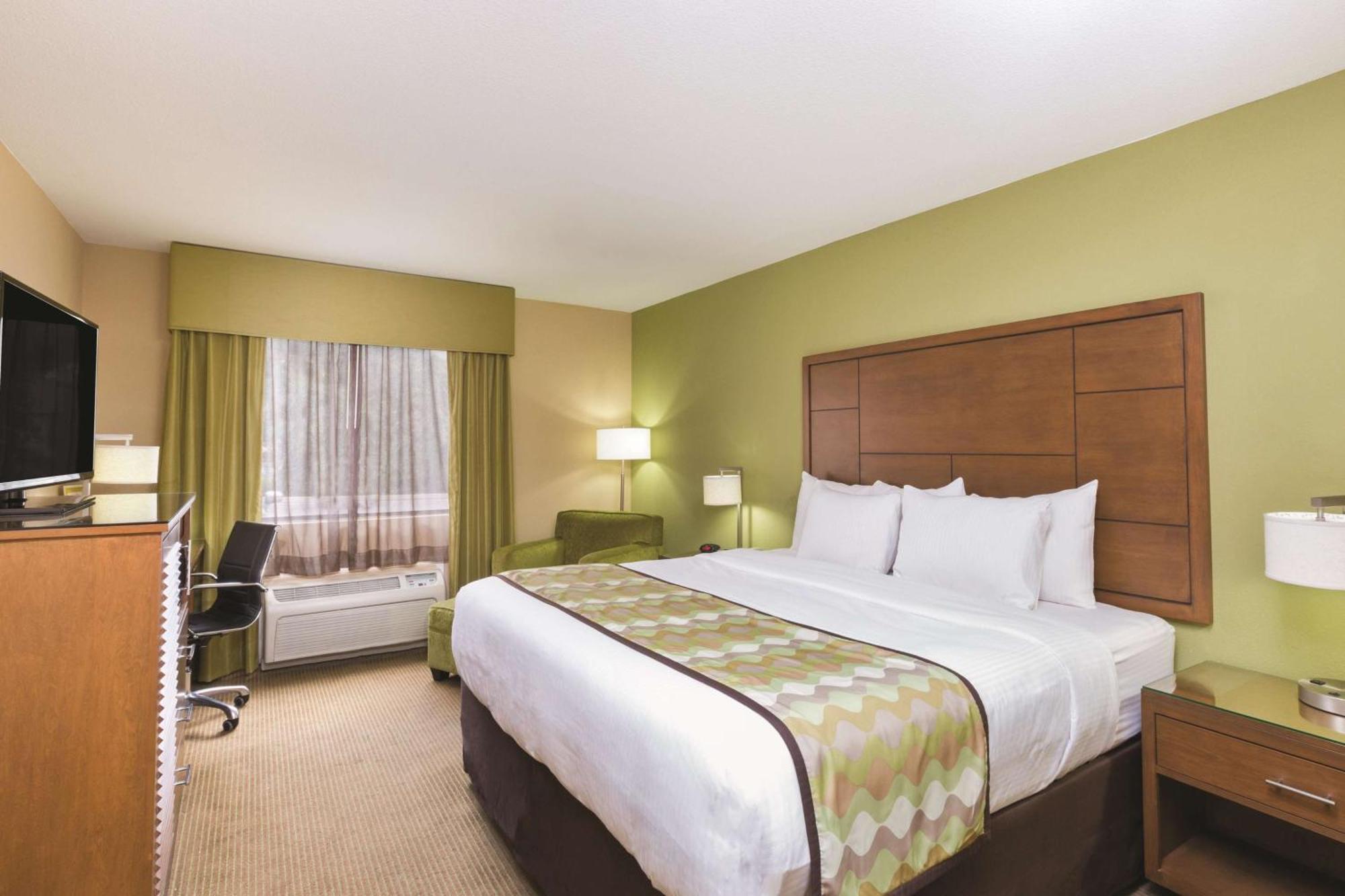 King Room,1275845137:JPEG