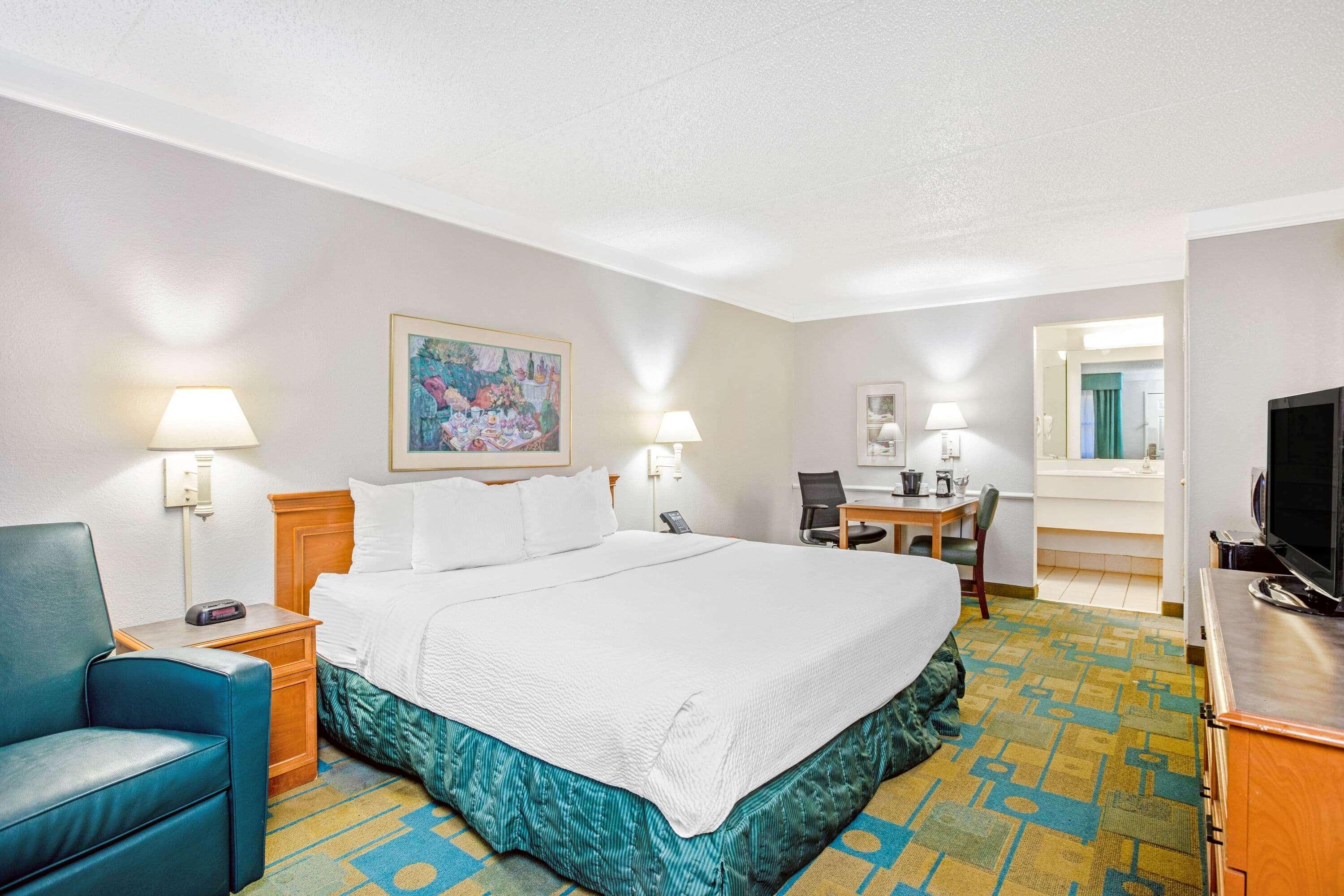 Deluxe King Room,1275867931:JPEG