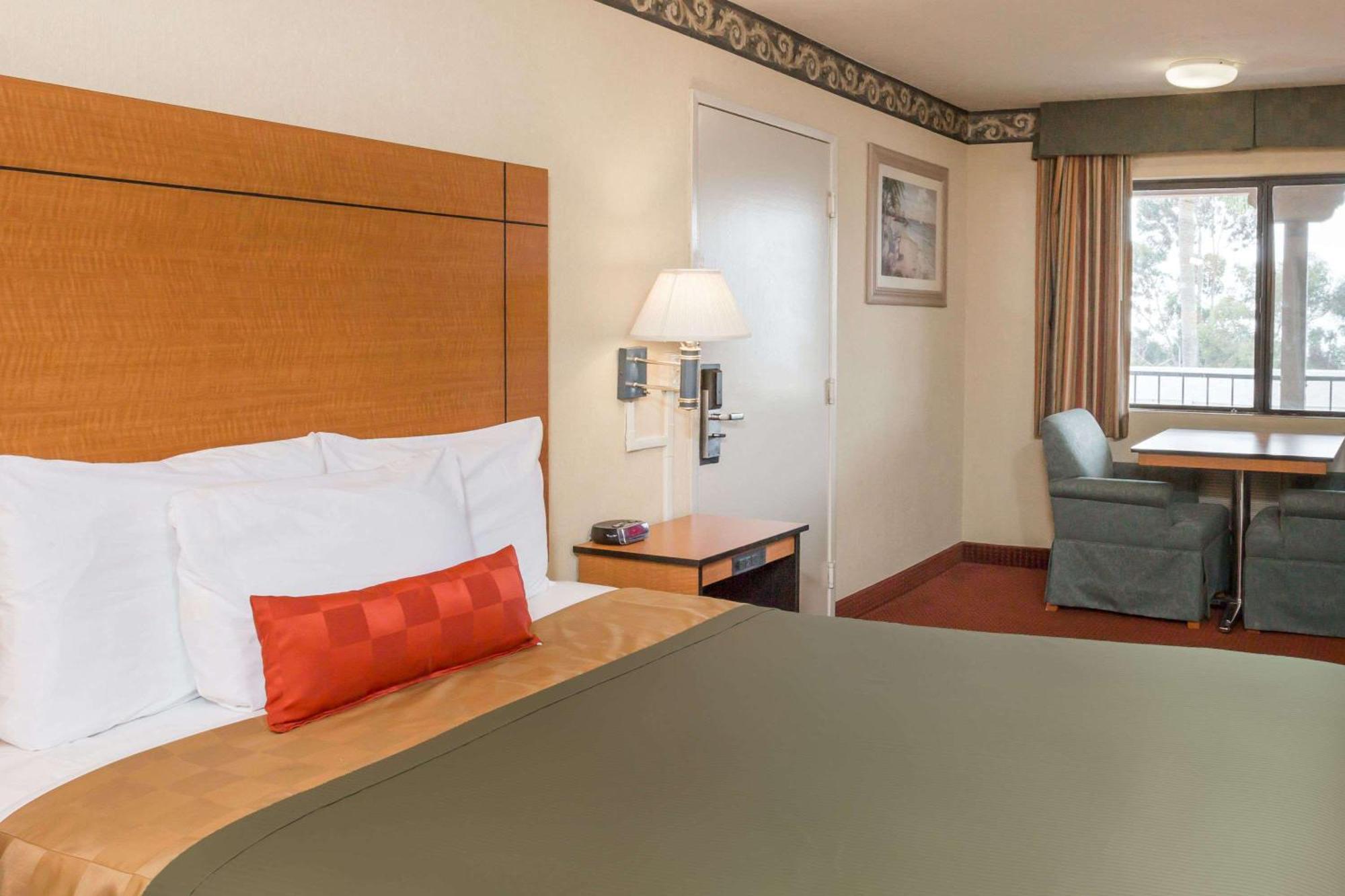 Double Room Non-Smoking