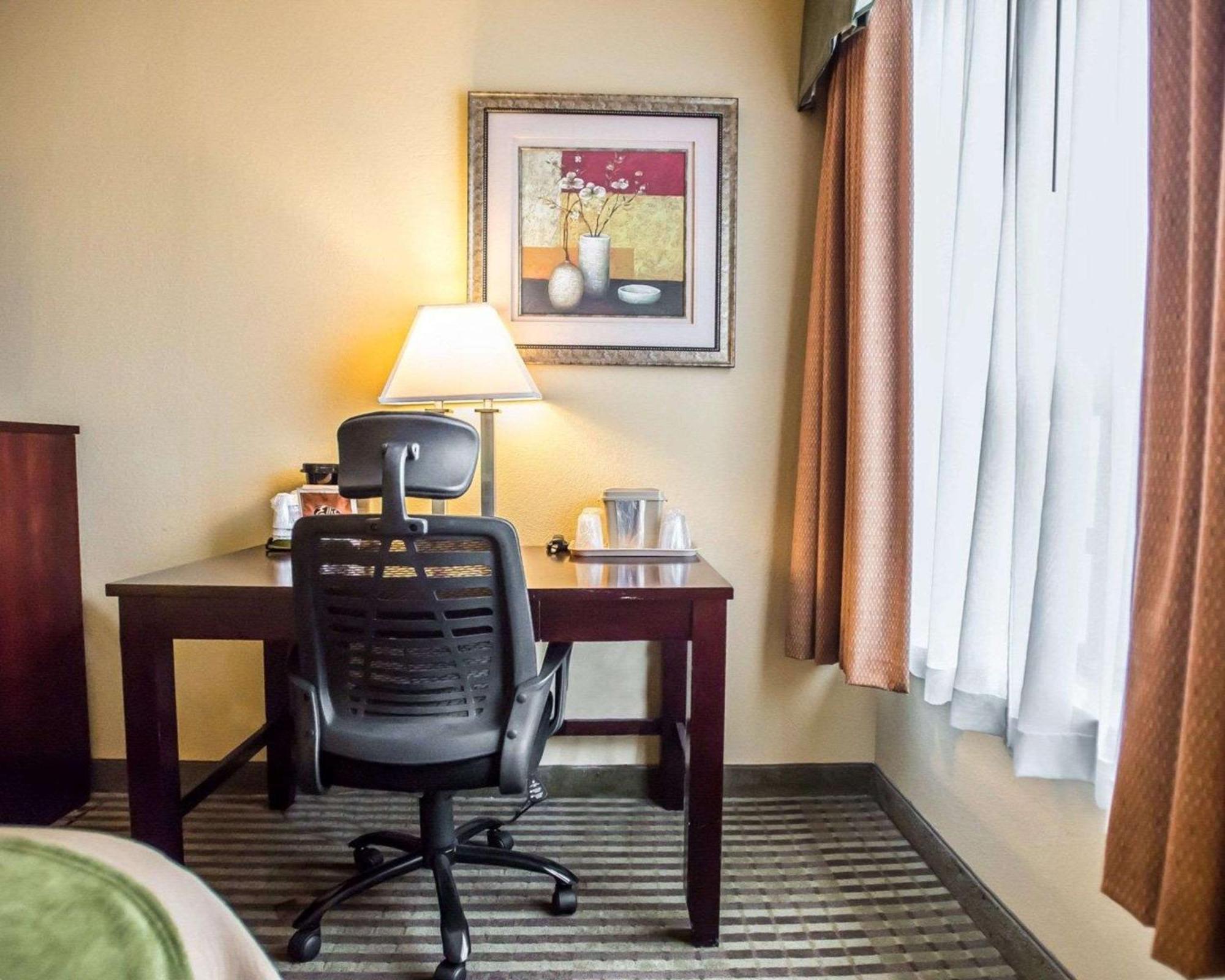 Double Room Two Double Beds Non-Smoking