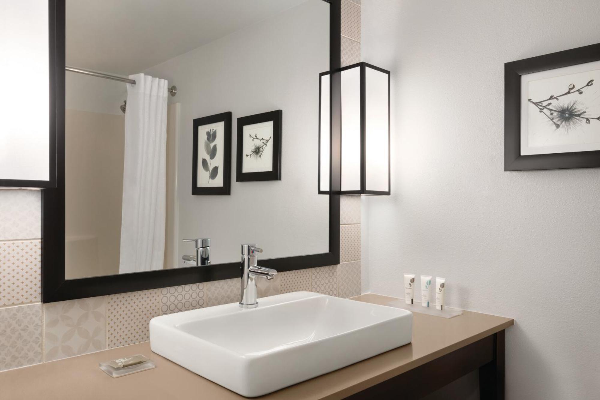 Quarto Queen com 2 Camas Queen-size