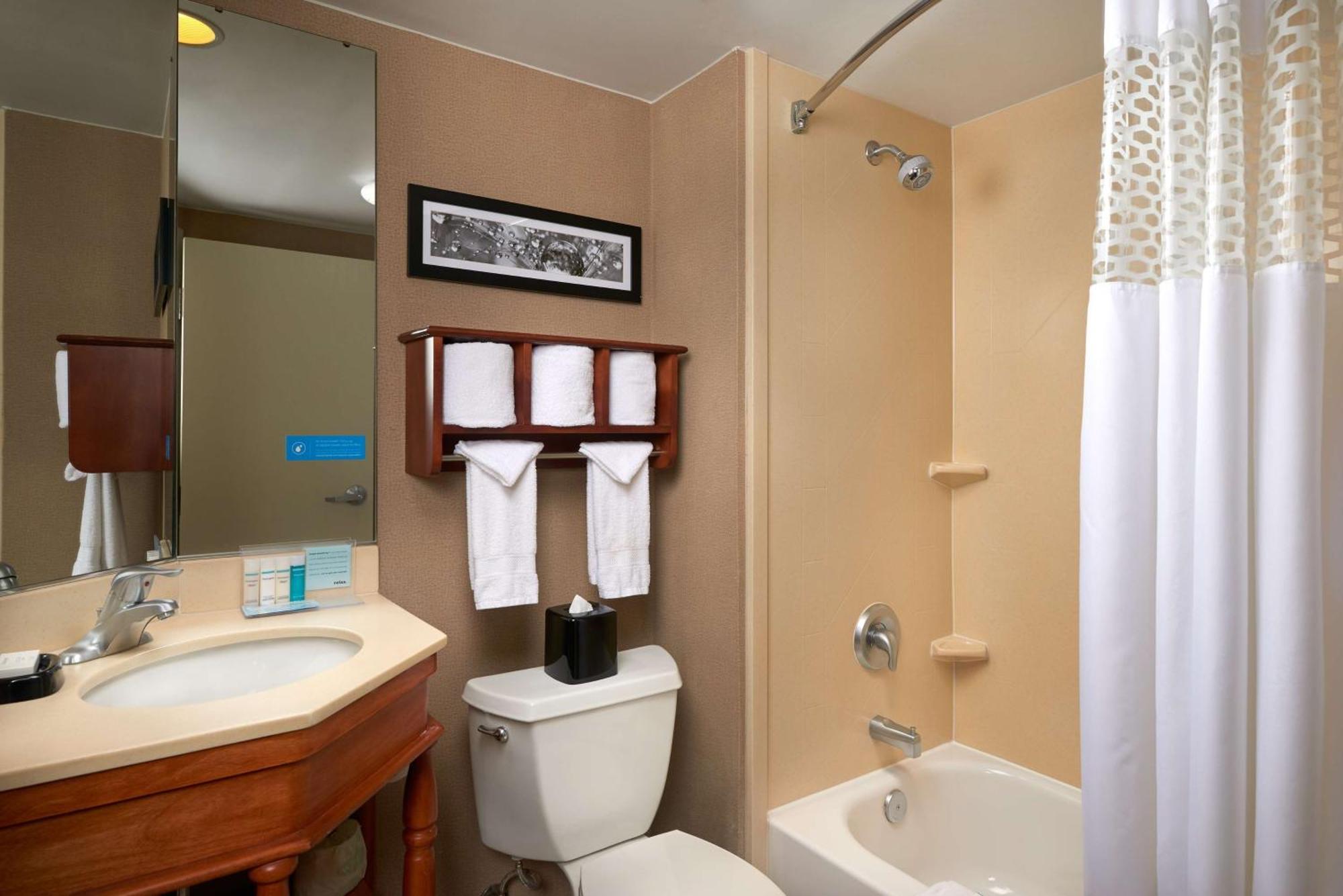 Quarto King com Cama King-size - Não Fumador