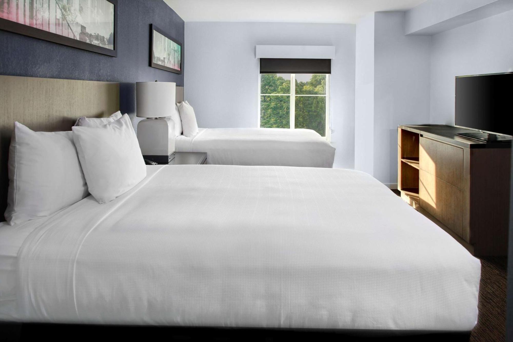 Suite com 1 Quarto e 2 Camas de Casal