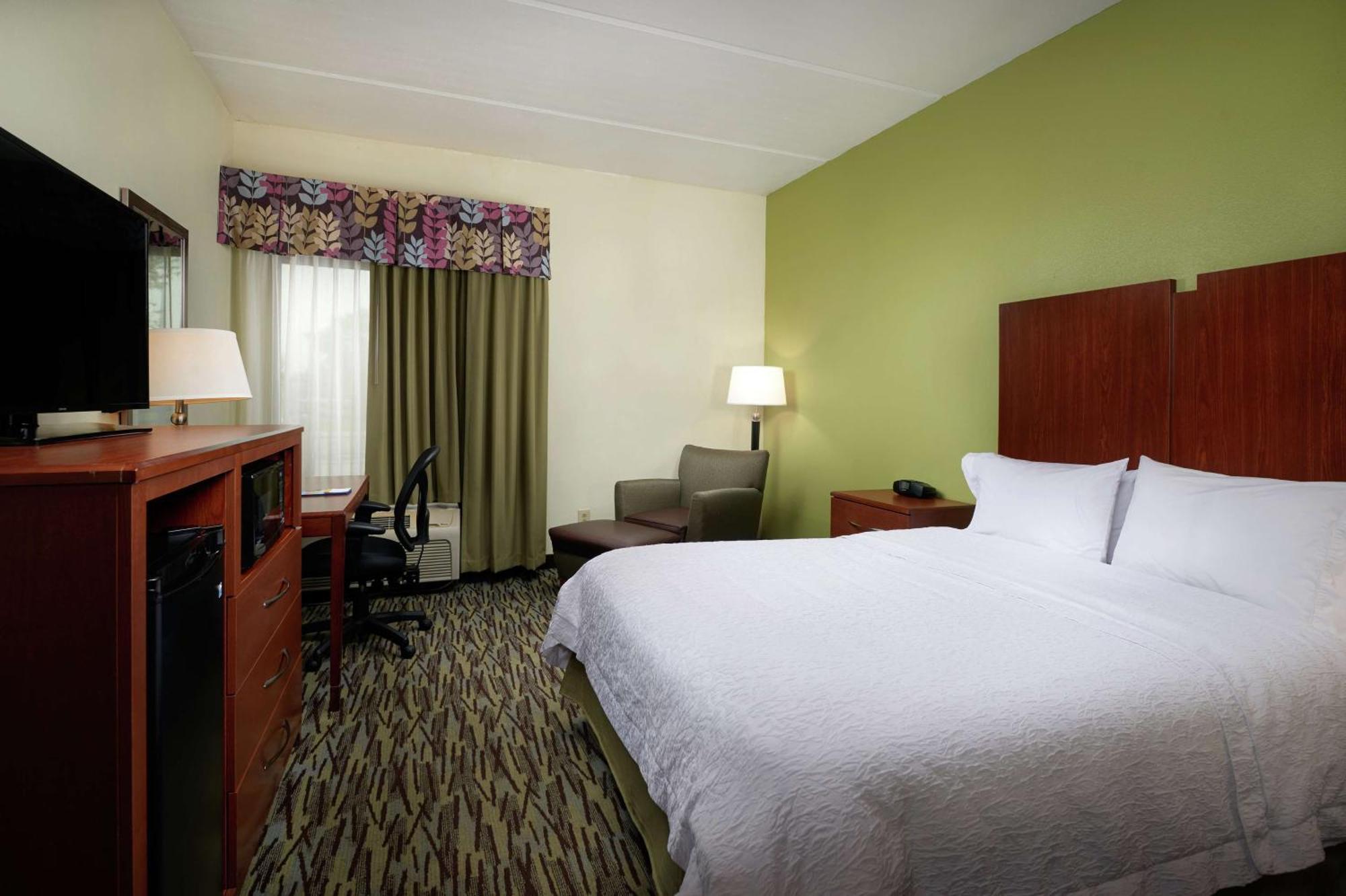Queen Room