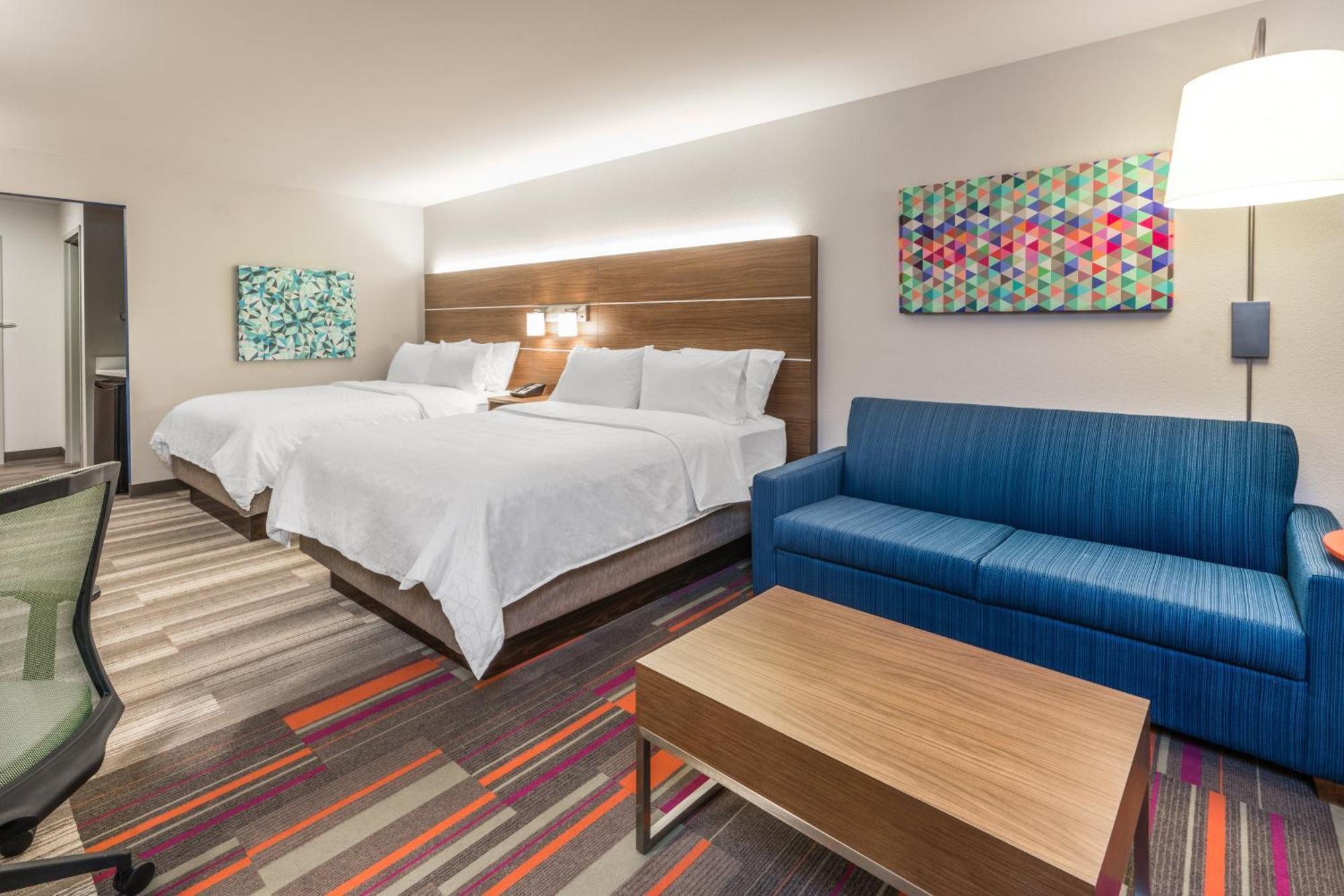 Queen Suite with Two Queen Beds and Sofa Bed