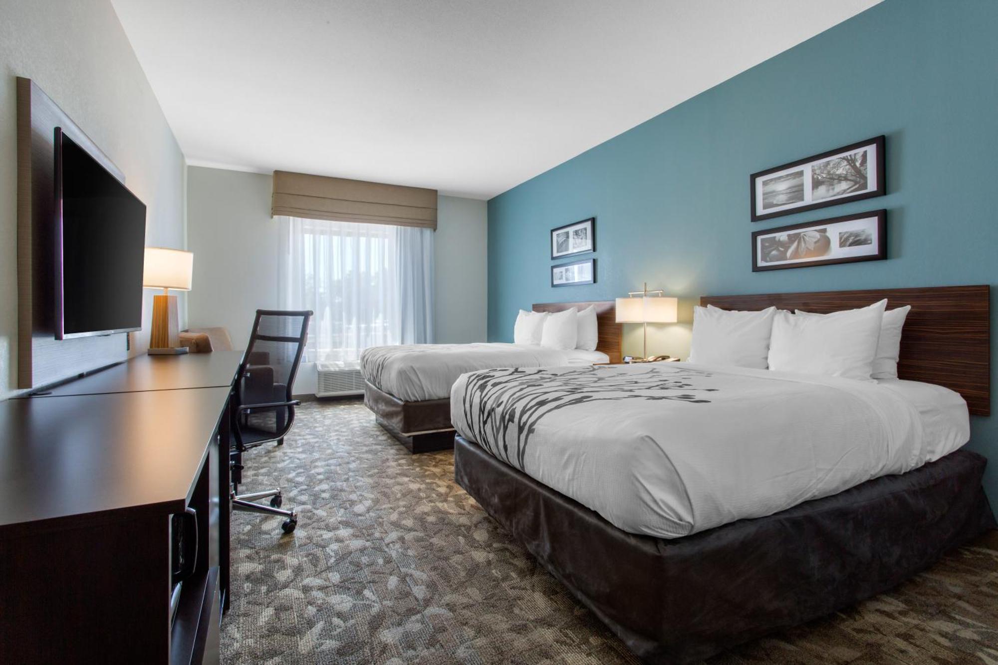 Queen Room with Two Queen Beds - Accessible/Non-Smoking