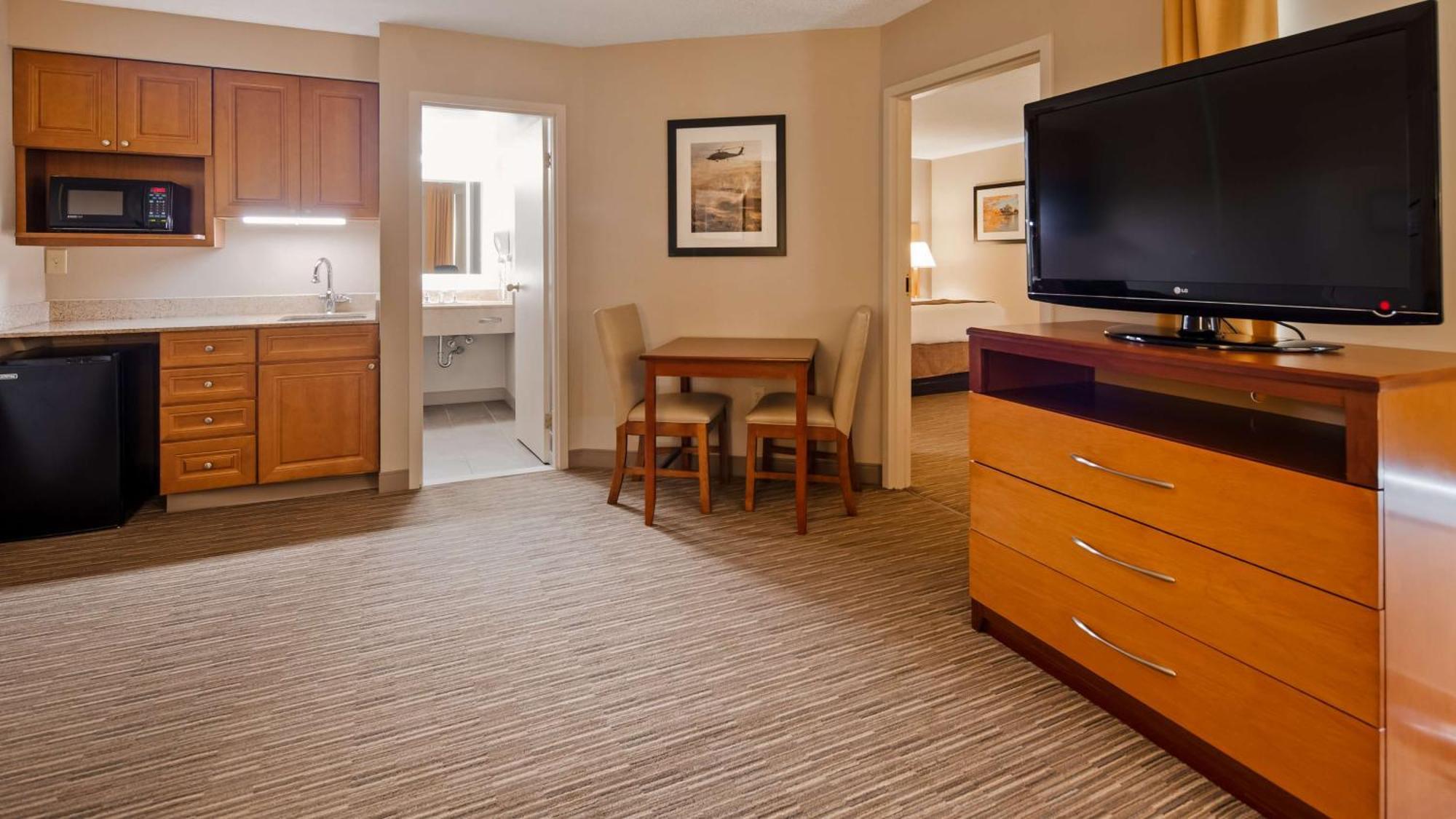 King Suite with Sofa Bed