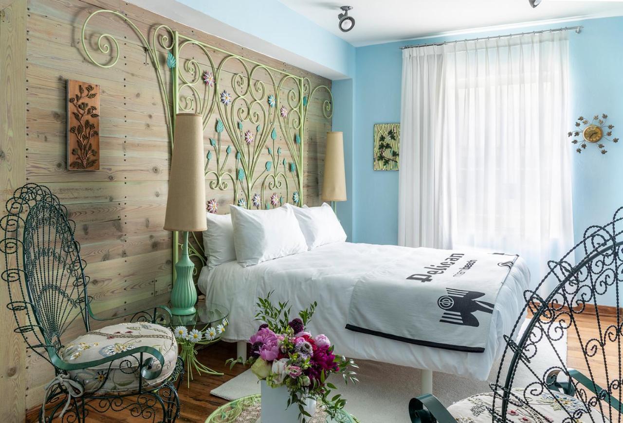 Deluxe Queen Room,1292556670:JPEG