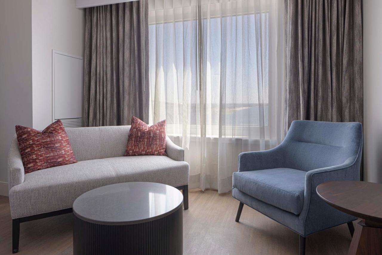 Premium Room, River View, 2 Queens, Non-Smoking