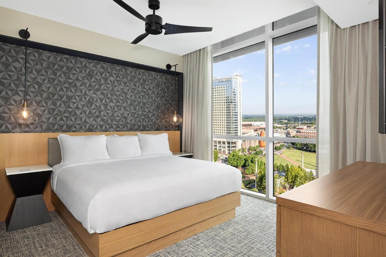 Deluxe King Suite,1321231417:JPEG