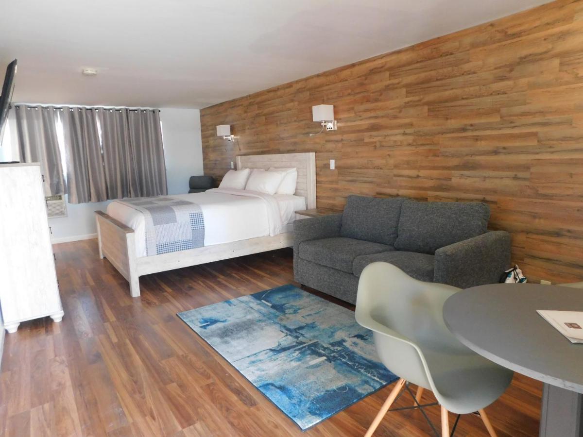 Aspen King Suite