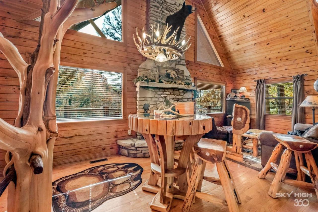 Hideaway One-Bedroom Cottage with Spa Bath – Forest View