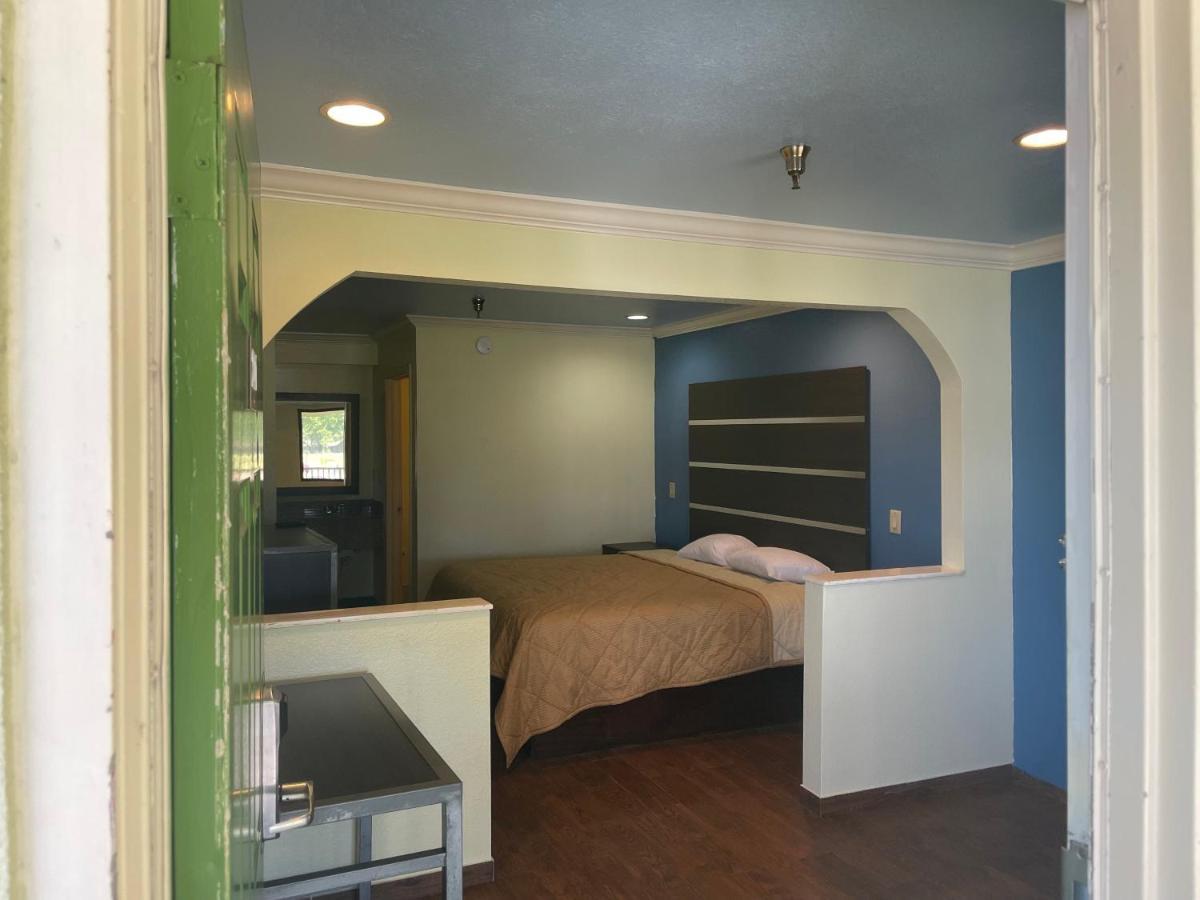 Budget Single Room