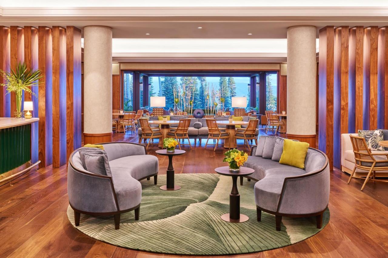 Deluxe Zimmer mit Kingsize-Bett mit Feuer Lanai Golfblick