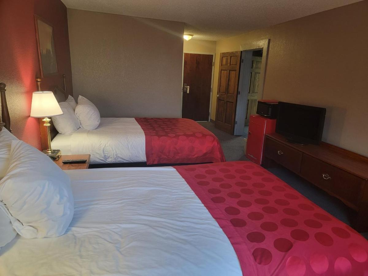 4 Double Beds, Mobility Accessible Adjoining Suite, Non-Smoking