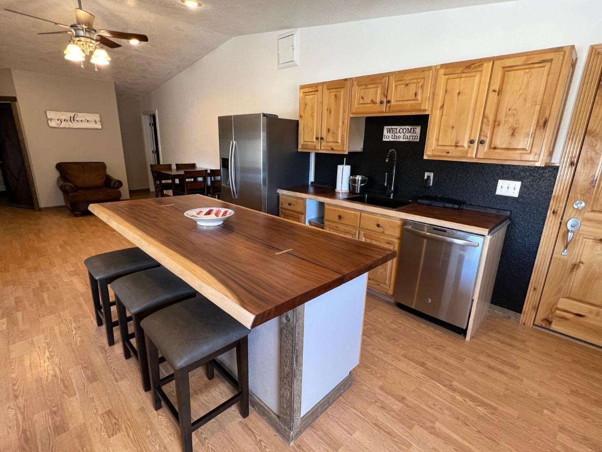 Deluxe Family Suite