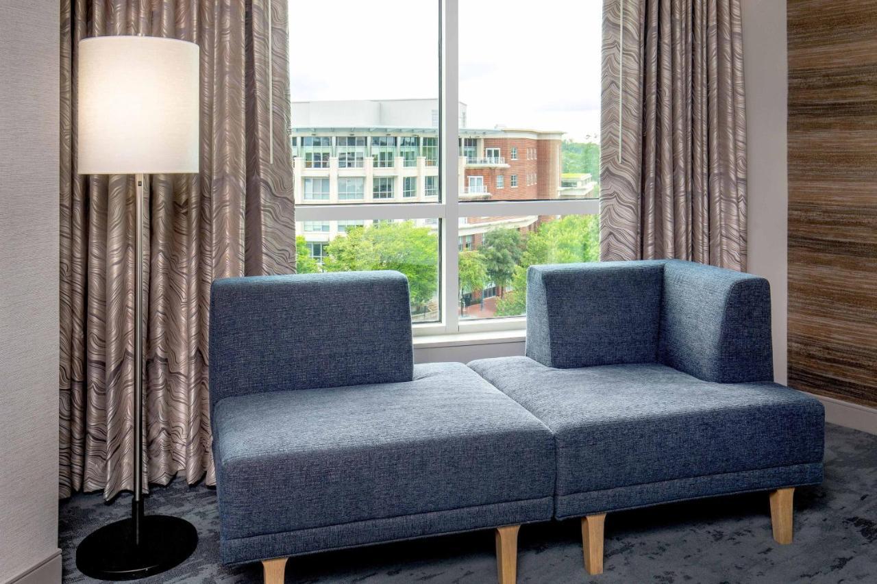 Jr Suite, Junior Suite, 1 King