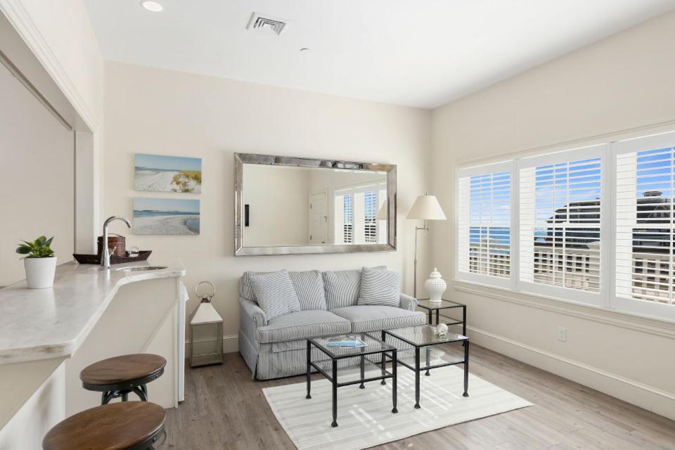 King Suite with Ocean View