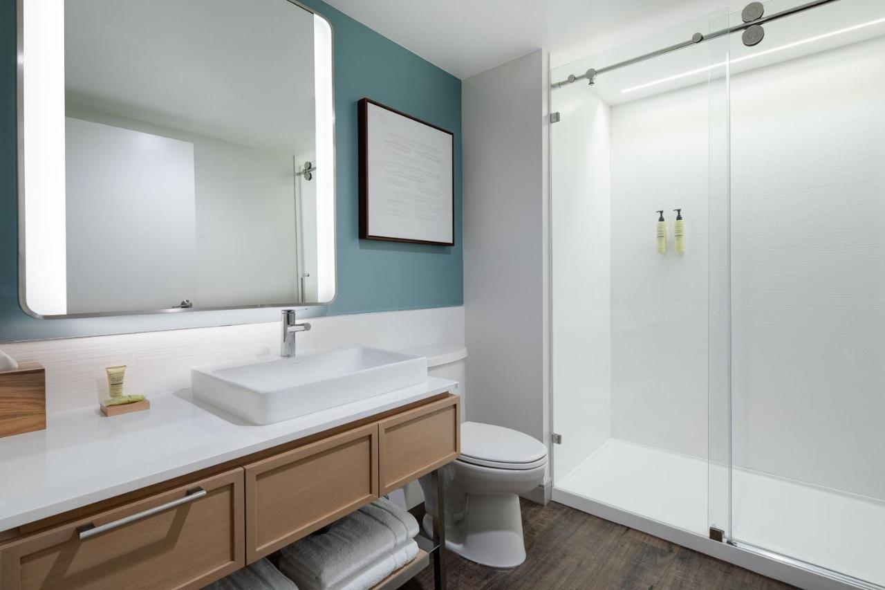 Standard King Room,1419539037:JPEG