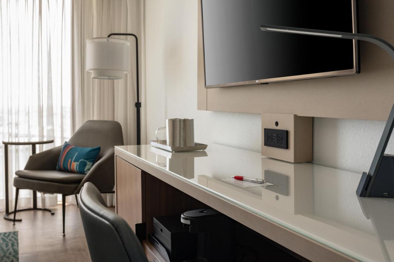 Quarto King com Vista Piscina