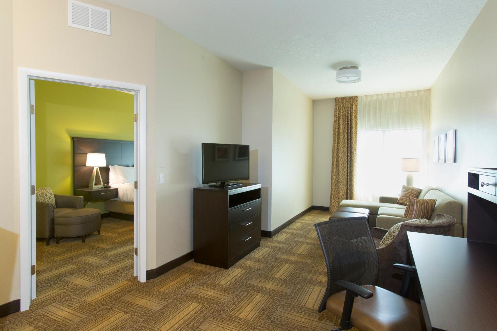 One-Bedroom King Suite,1448562712:JPEG