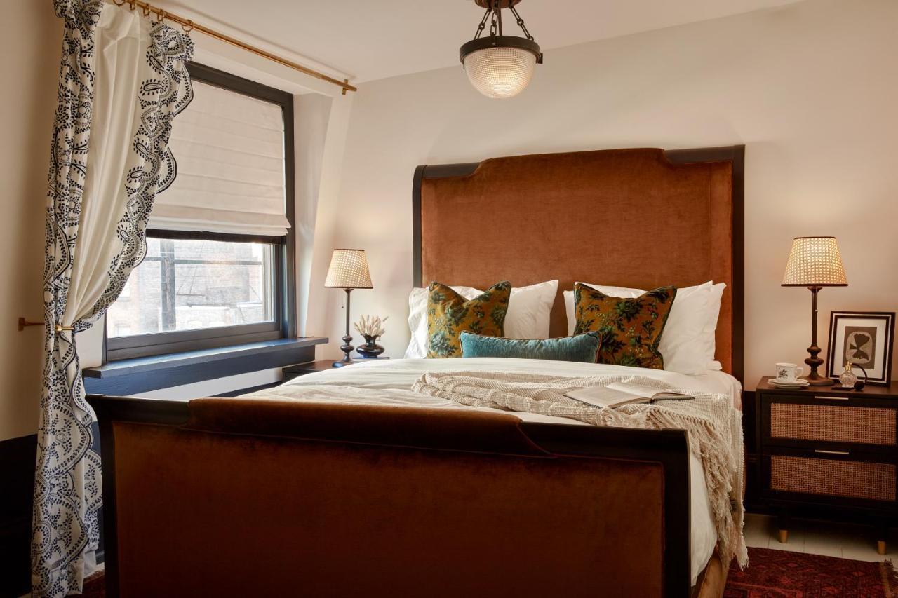 Deluxe Queen Room,1469394596:JPEG