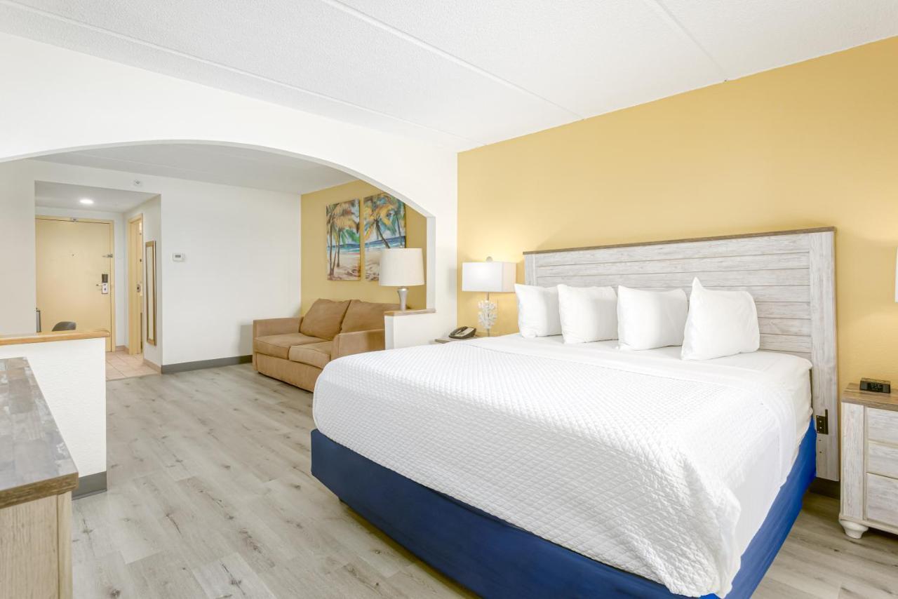 Deluxe King Suite,1498538614:JPEG