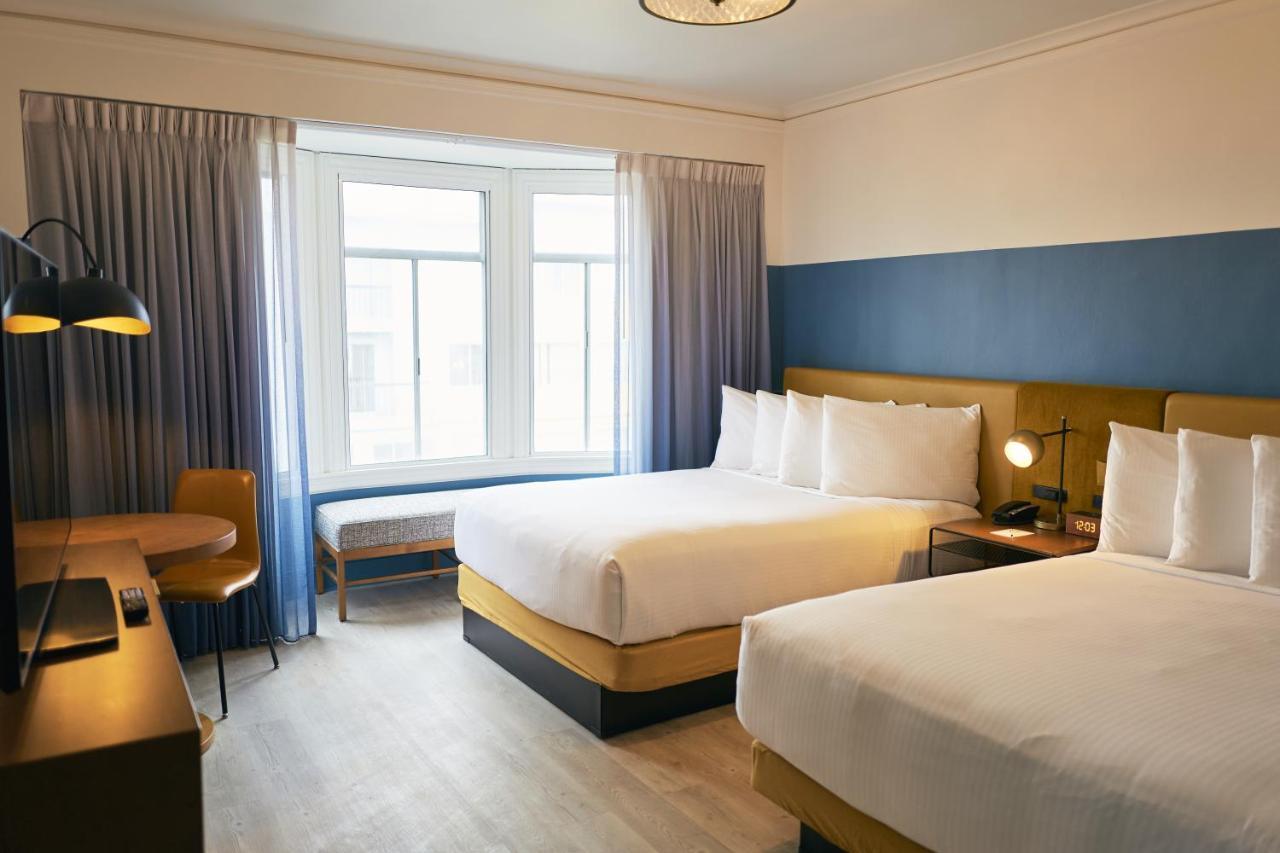 Deluxe Room,1498638844:JPEG