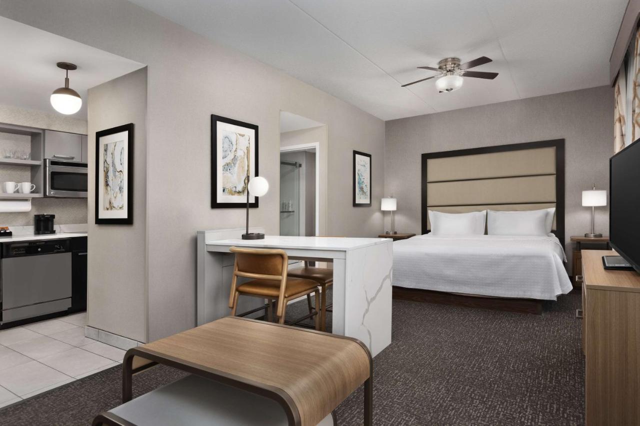 Non-Smoking King Studio Suite