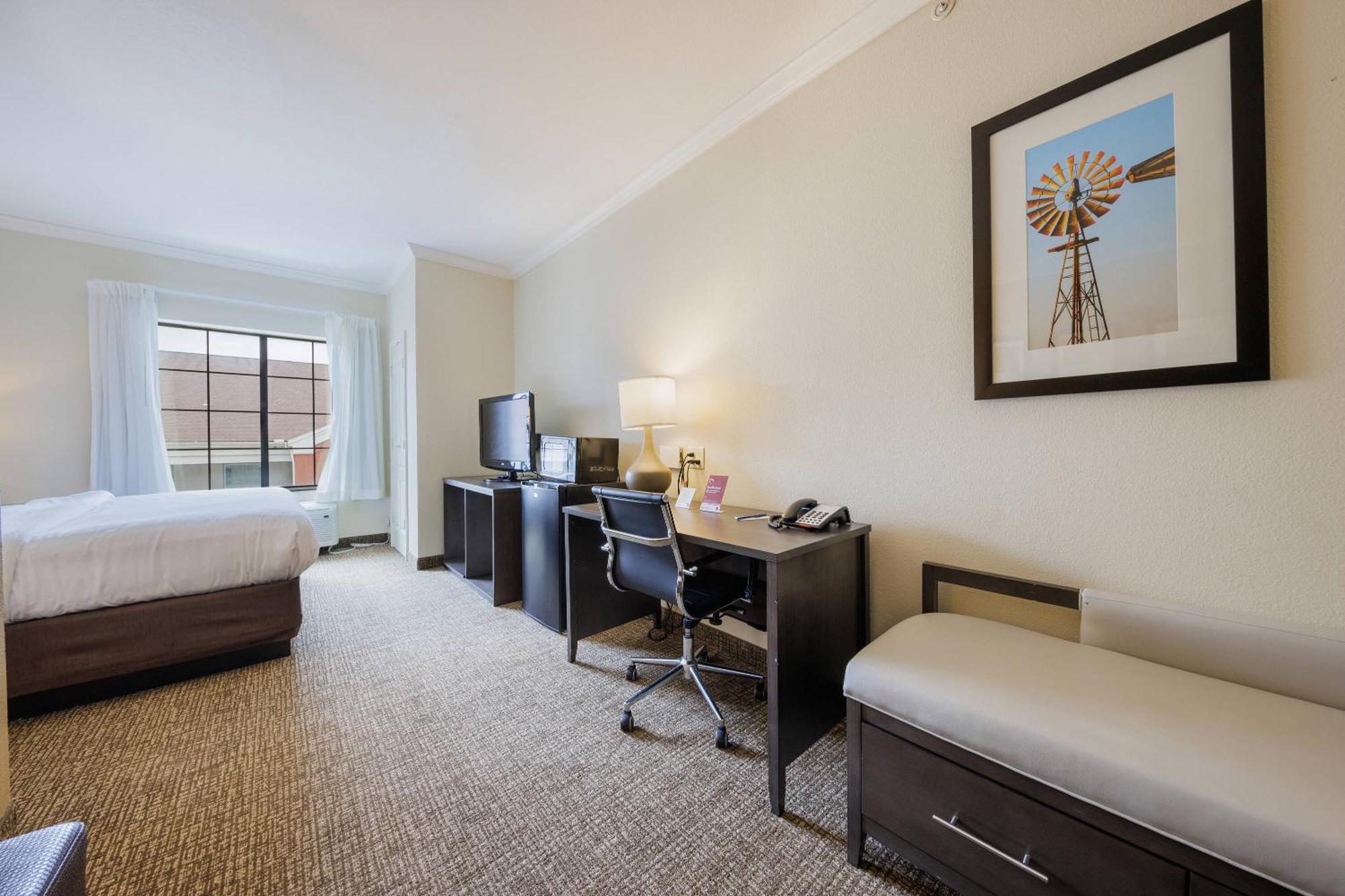 Suite with Two Queen Beds - Accessible/Non-Smoking