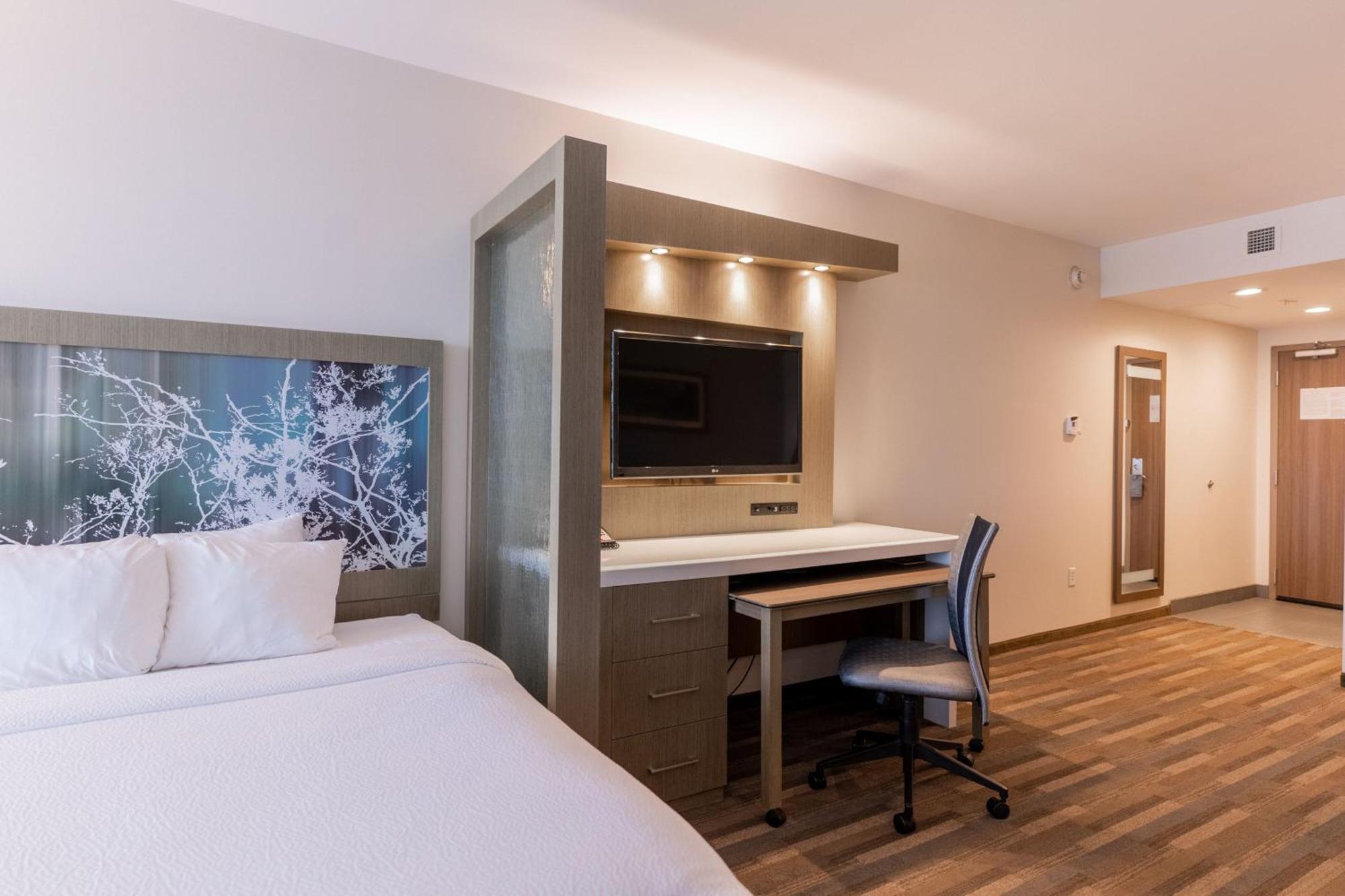 Larger Studio with King Bed and Sofa Bed
