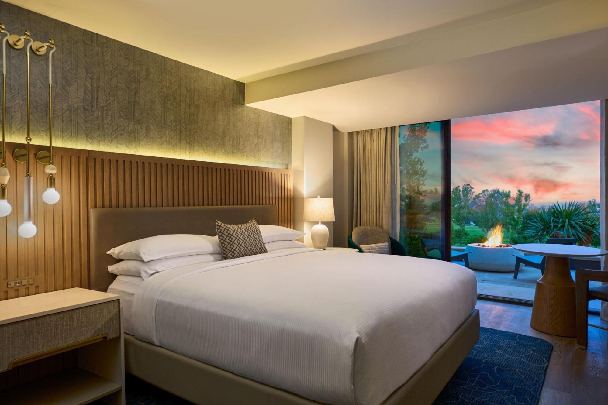 Lumina Guest Room 1 King Golf View Ground Floor Fairway,1535367796:JPEG
