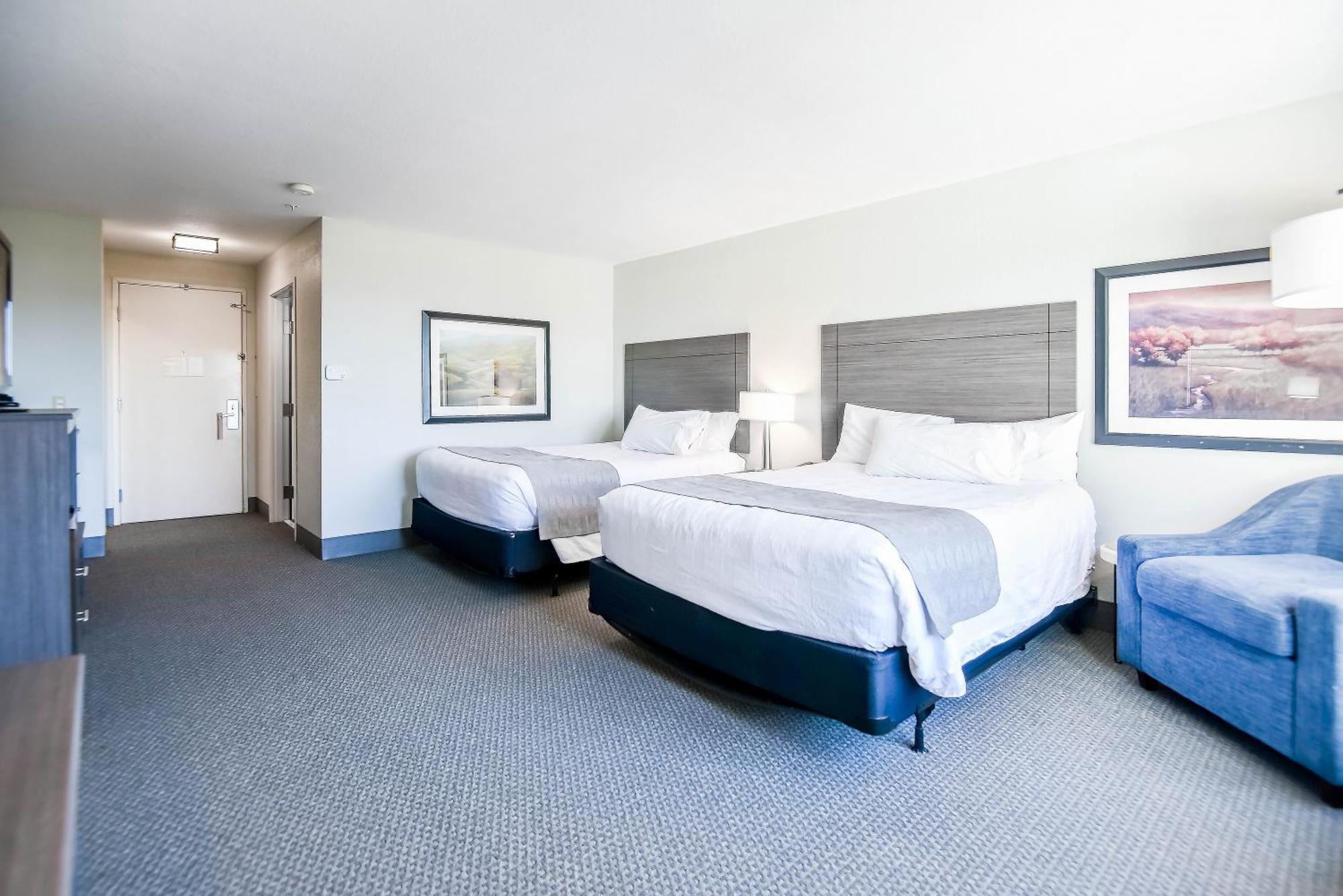 Superior Queen Room with Two Queen Beds