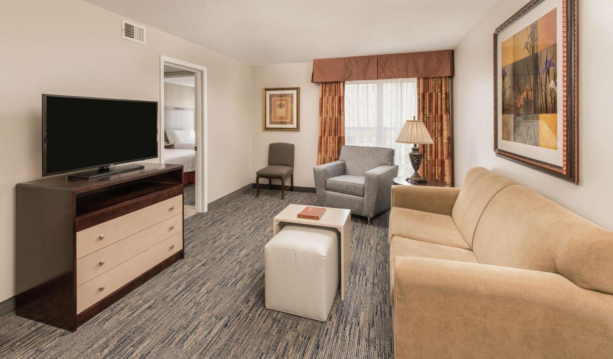 One-Bedroom Suite with Two Double Beds and Sofa Bed