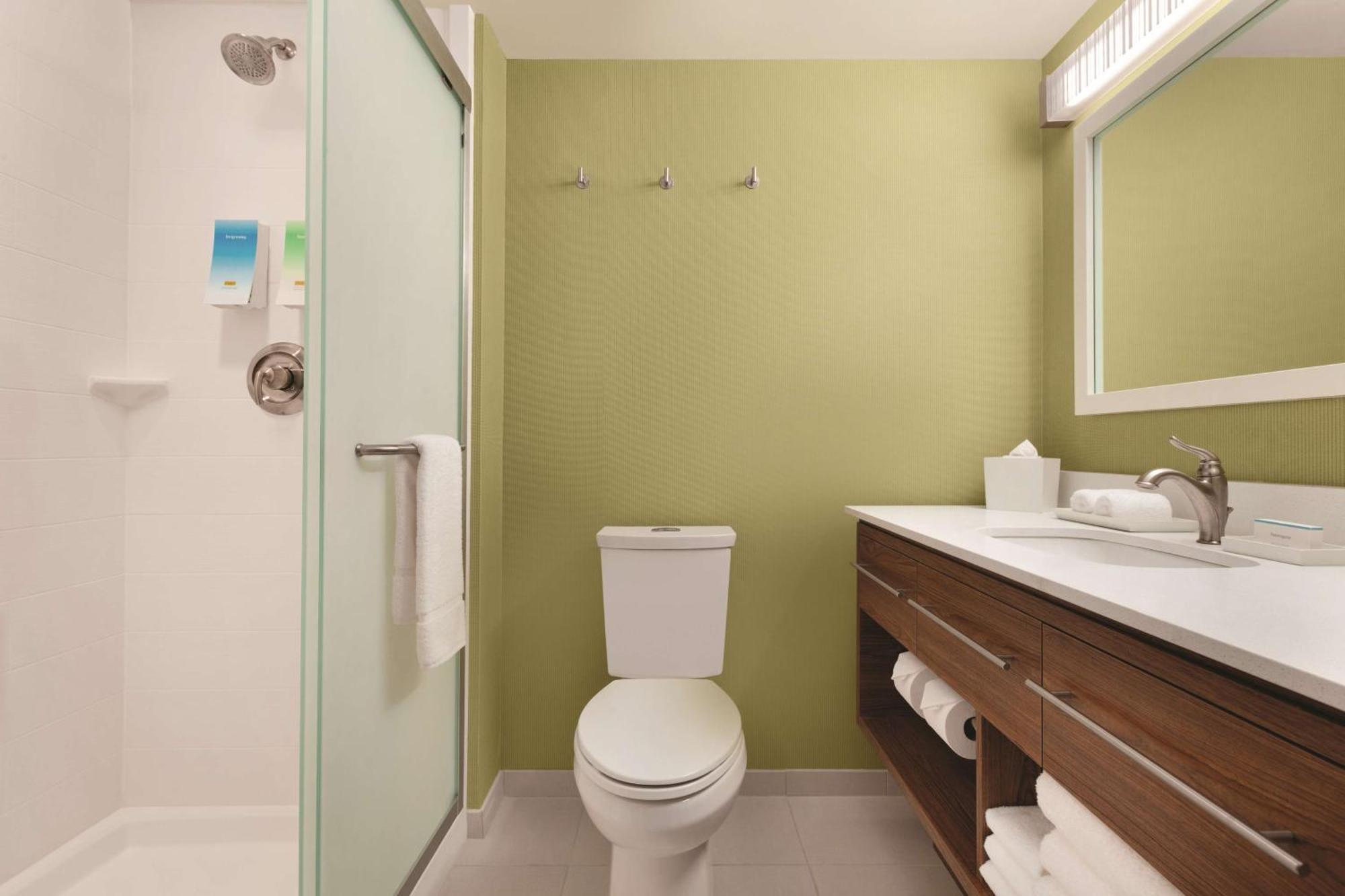 King Studio Suite - Hearing Access/Non-Smoking
