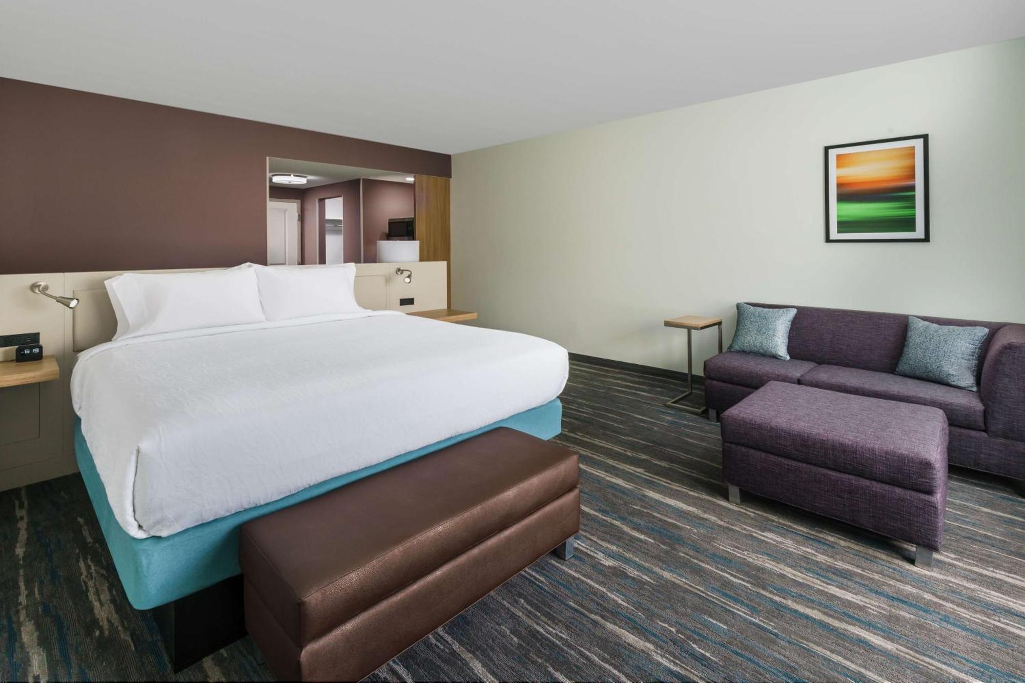 Deluxe King Room Mobility Access,1552163284:JPEG